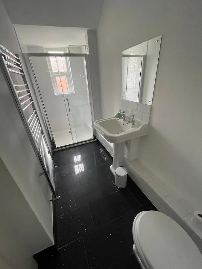 Apartment Lovely 2 Bedroom Flat Wifi Close To The Beach Bournemouth United Kingdom
